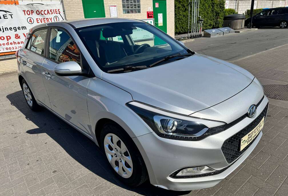 Hyundai i20 1.2i Intro Edition