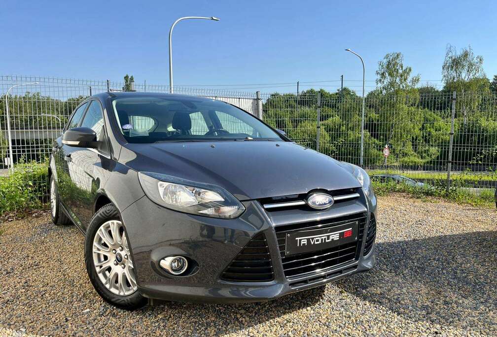 Ford 1.0 EcoBoost Titanium NAVI/BLUETOOTH/CLIM-AUTO/PDC