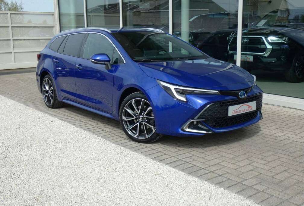 Toyota 2.0 Hybrid 196pk Premium +Sportzetels +Elektrische koffer +Head-up display +Stuurwiel&Zetelverwarming +Half LEDER