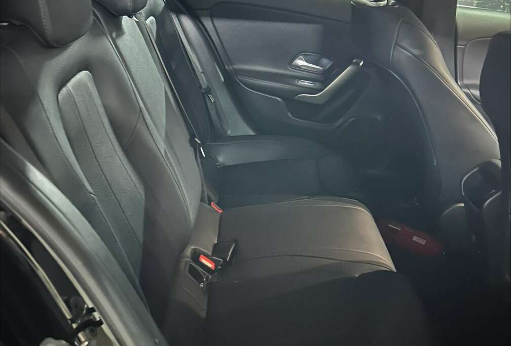 Mercedes-Benz A 250 e PHEV Business Line