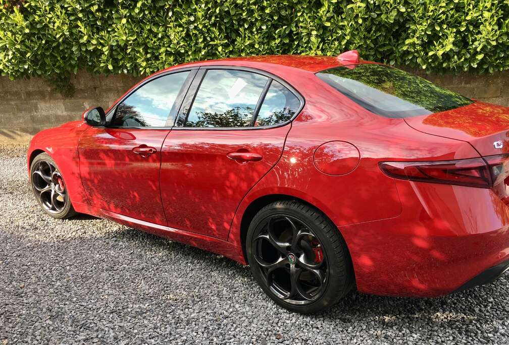 Alfa Romeo Giulia 2.0 T