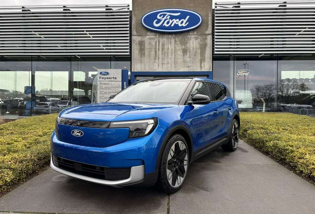 Ford Explorer Premium Extended Range 77 kWh / Stock