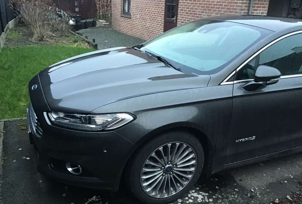 Ford Mondeo 2.0 Hybrid Start-Stopp CVT