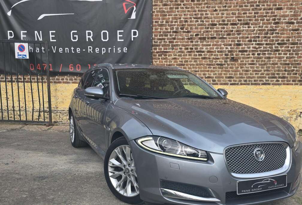 Jaguar **réservé **XF SW 2.2 D Tech Edition