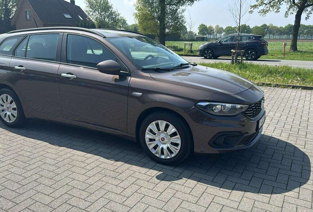 Fiat Kombi 1.4 T-Jet Easy