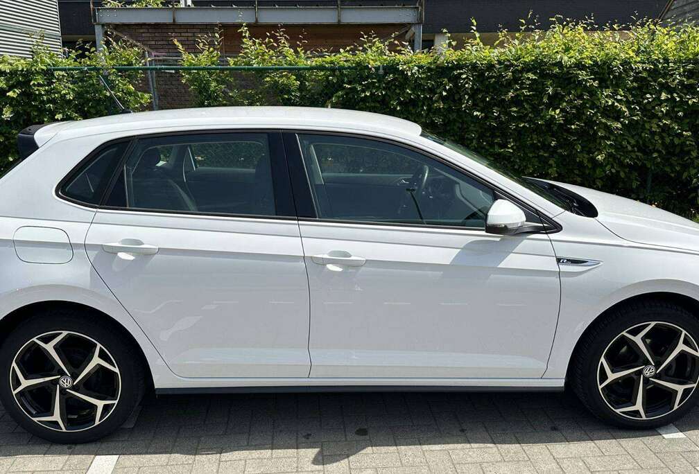 Volkswagen Polo 1.0i Comfortline R Line