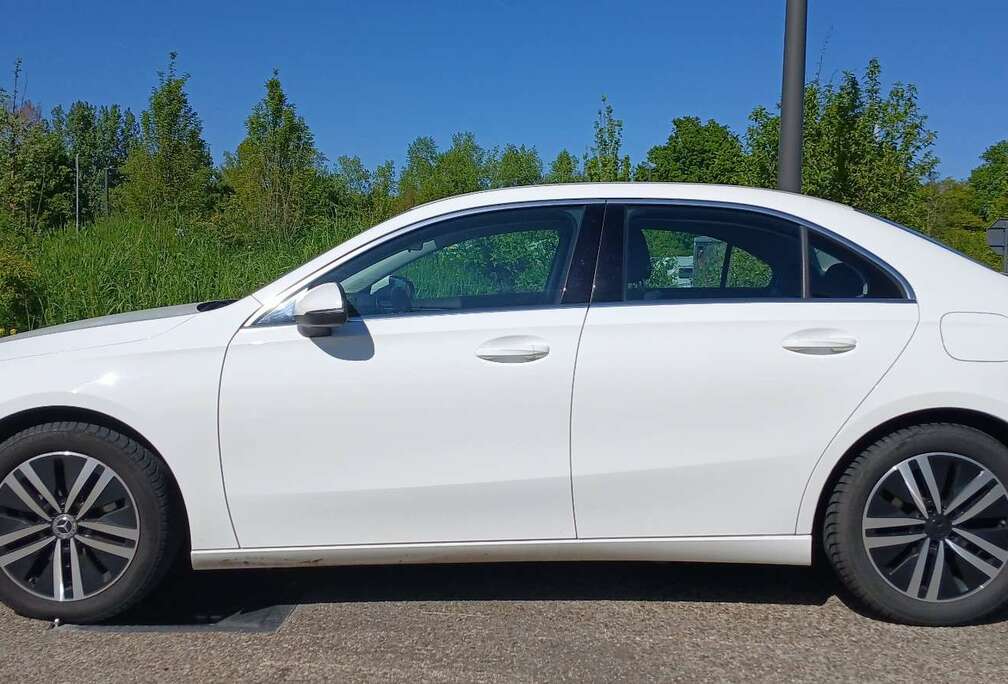 Mercedes-Benz Essential Line, limousine