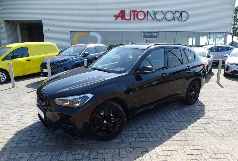 BMW X1 1.5iA sDrive18 M-PACK * PANODAK