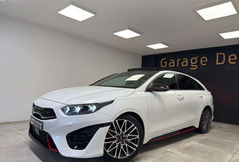 Kia GT 1.6**TVA**TOIT OUVRANT**GPS**CAMERA**BOITE AUTO