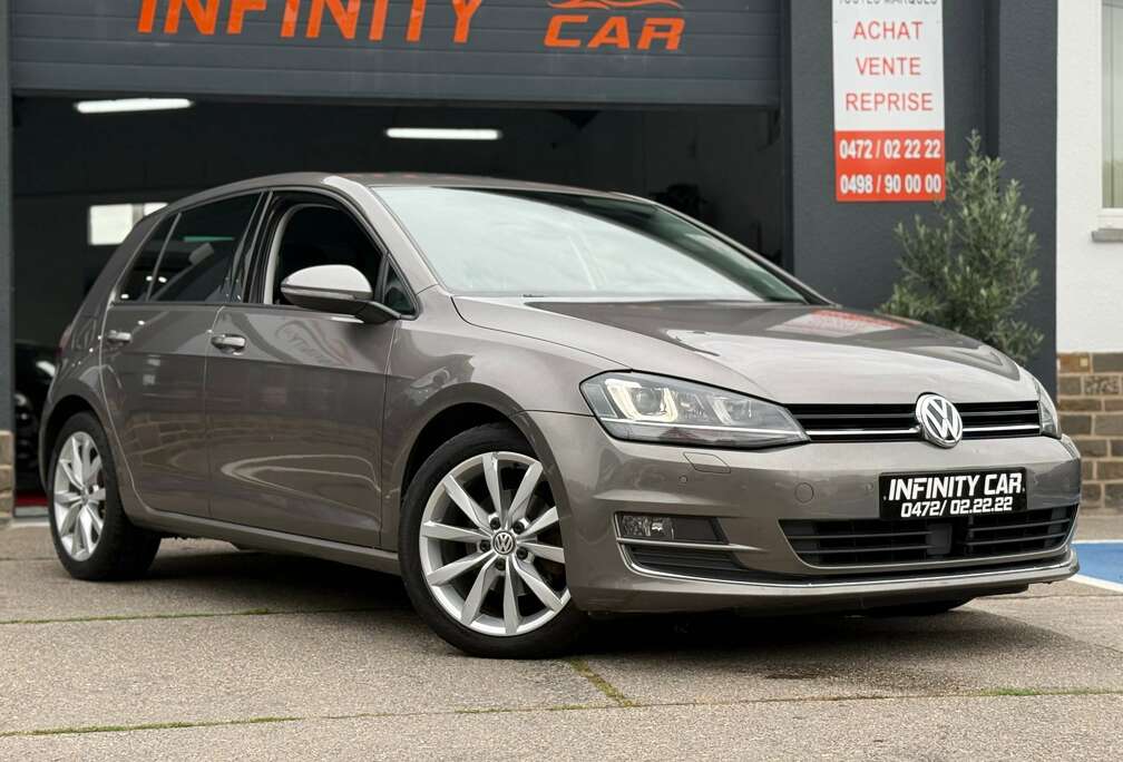 Volkswagen Golf 1.6 TDi Highline DSG