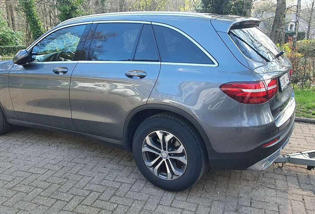 Mercedes-Benz GLC 220 d 4-Matic