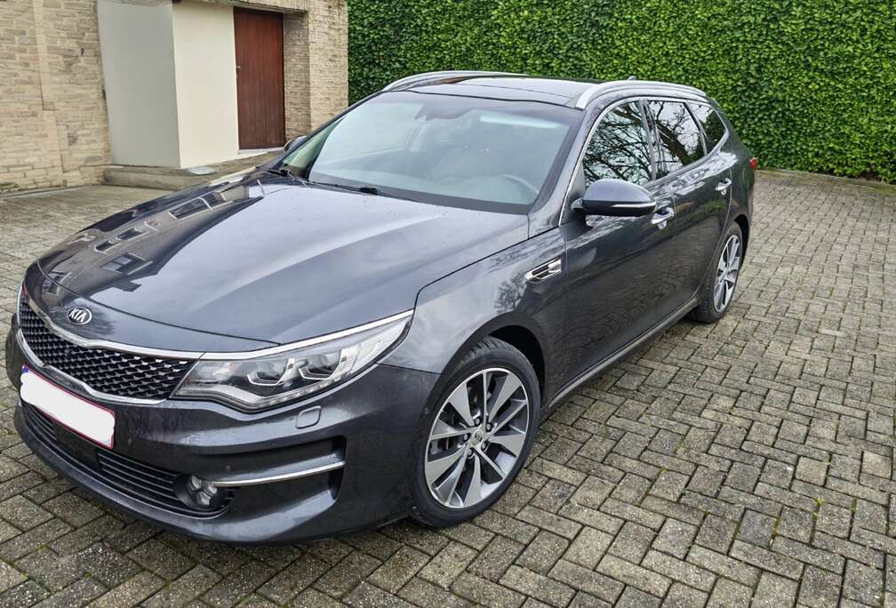 Kia Optima SW 1.7 CRDi Business Executive ISG DCT