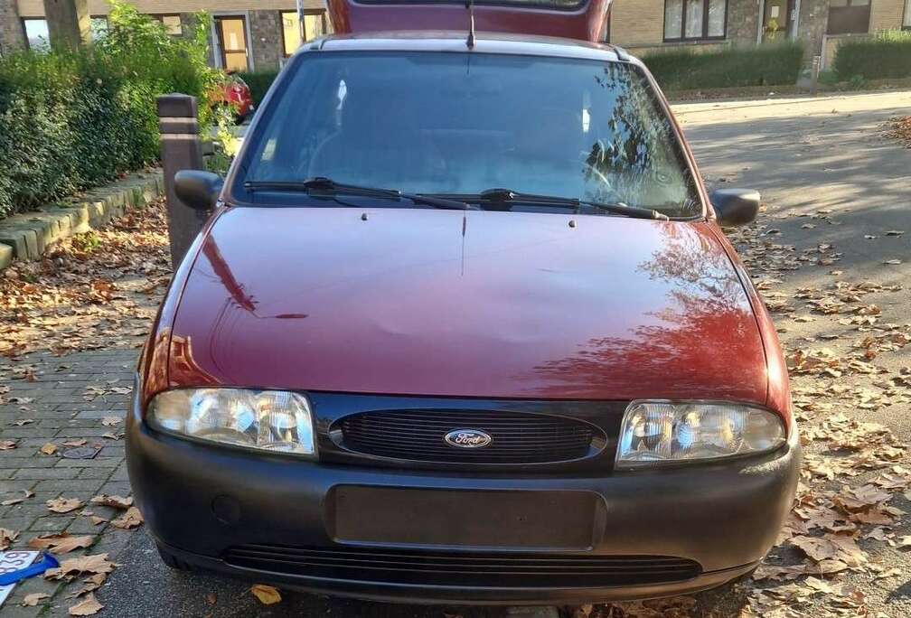 Ford 1.3i CD