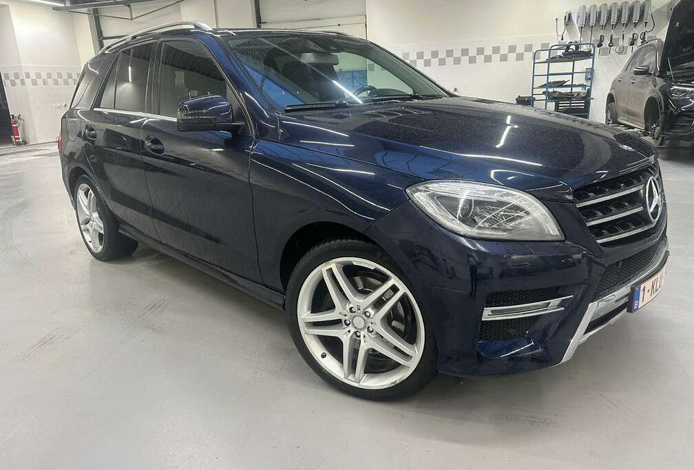 Mercedes-Benz BlueTEC 4MATIC 7G-TRONIC