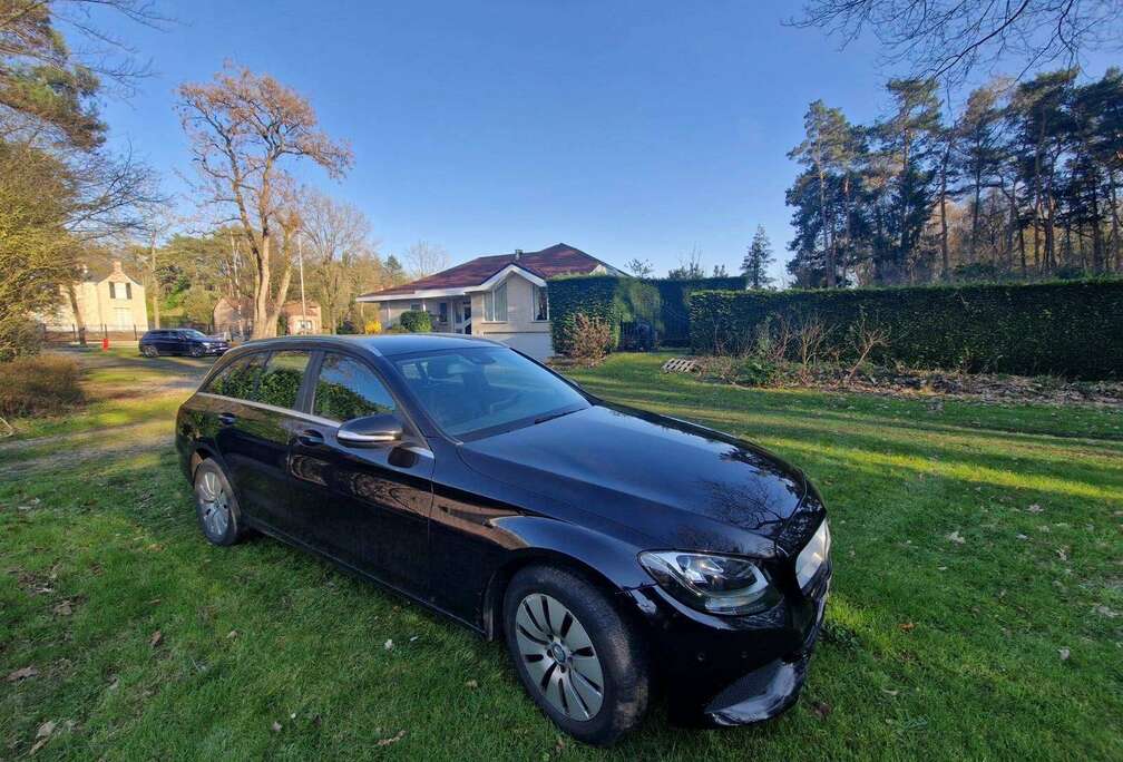Mercedes-Benz C 220 d