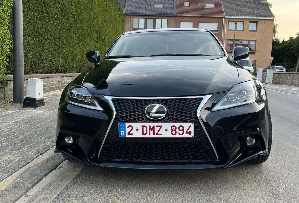 Lexus Sport Line