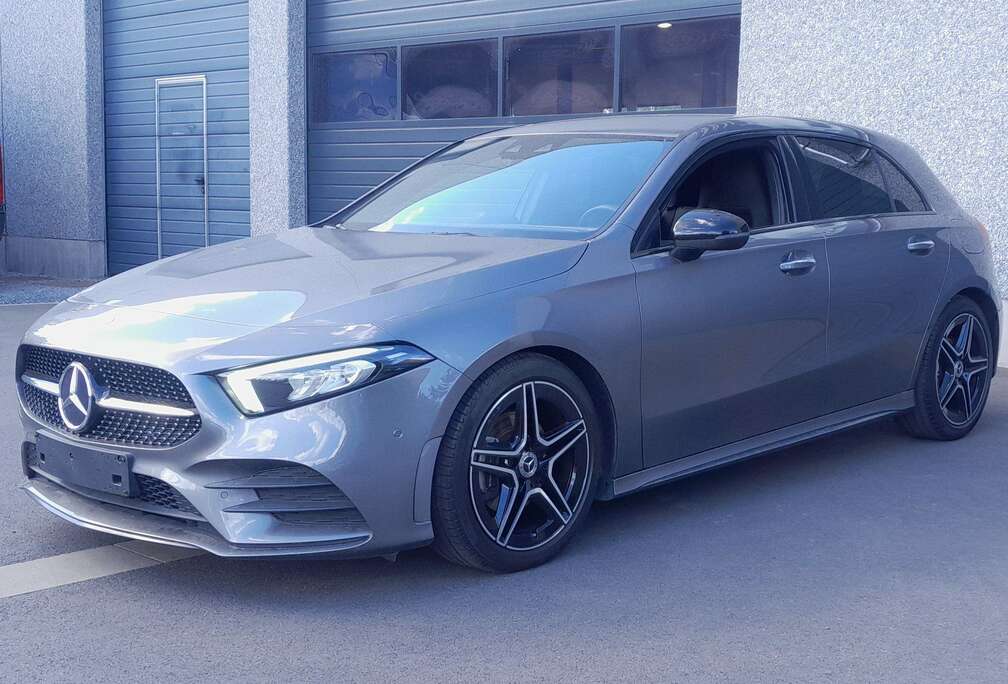 Mercedes-Benz A 180 AMG Line