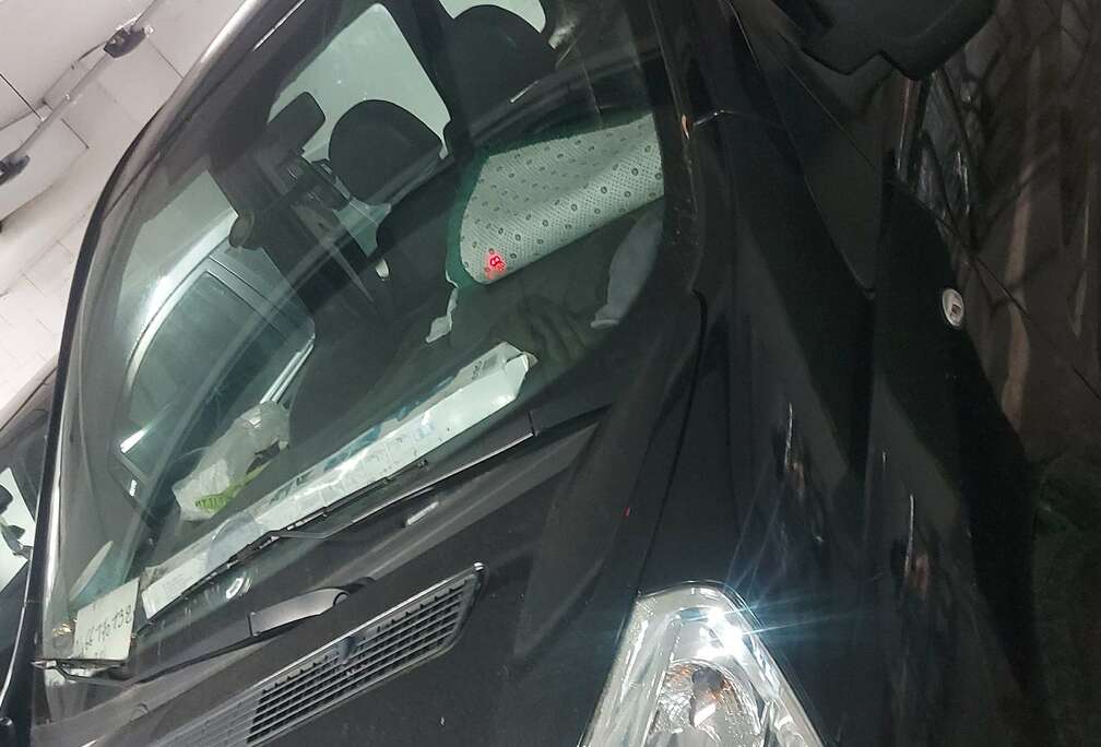 Citroen 2.0 HDi Confort 5/6pl.