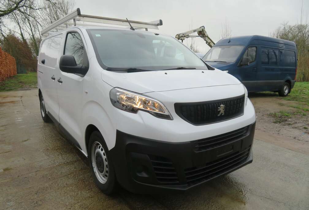 Peugeot 1.5 BlueHDi Premium - L2