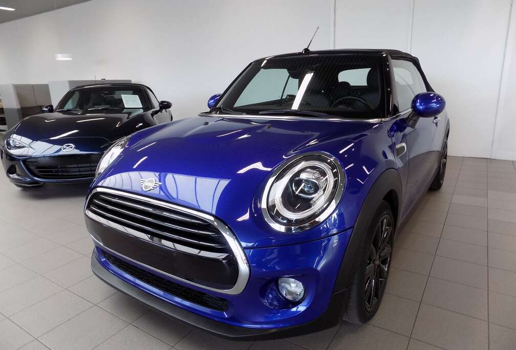 MINI Cabriolet 1.5 Automaat