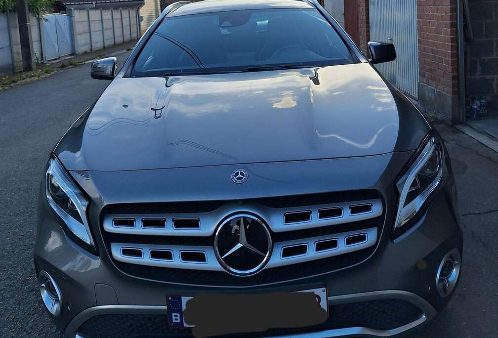 Mercedes-Benz GLA 250 4-Matic