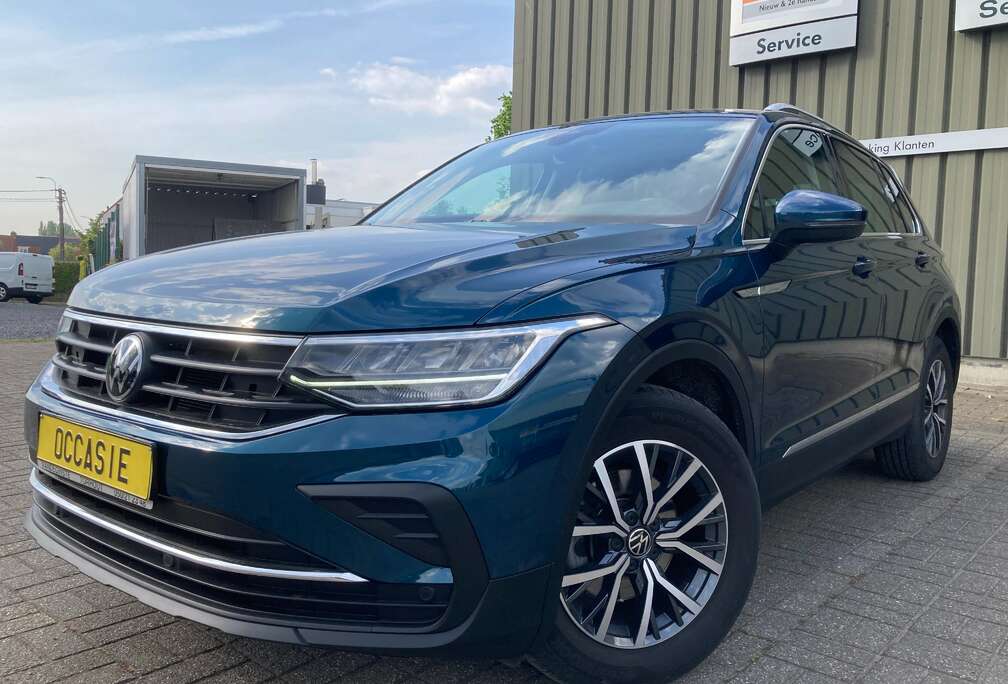 Volkswagen Tiguan 1.5TSI 150pk -AUTOMAAT -GPS -Airco -App -ACC -Park V+A