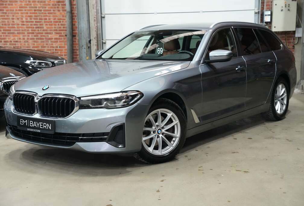 BMW dA Automaat Facelift Trekhaak Navi Leder Garantie