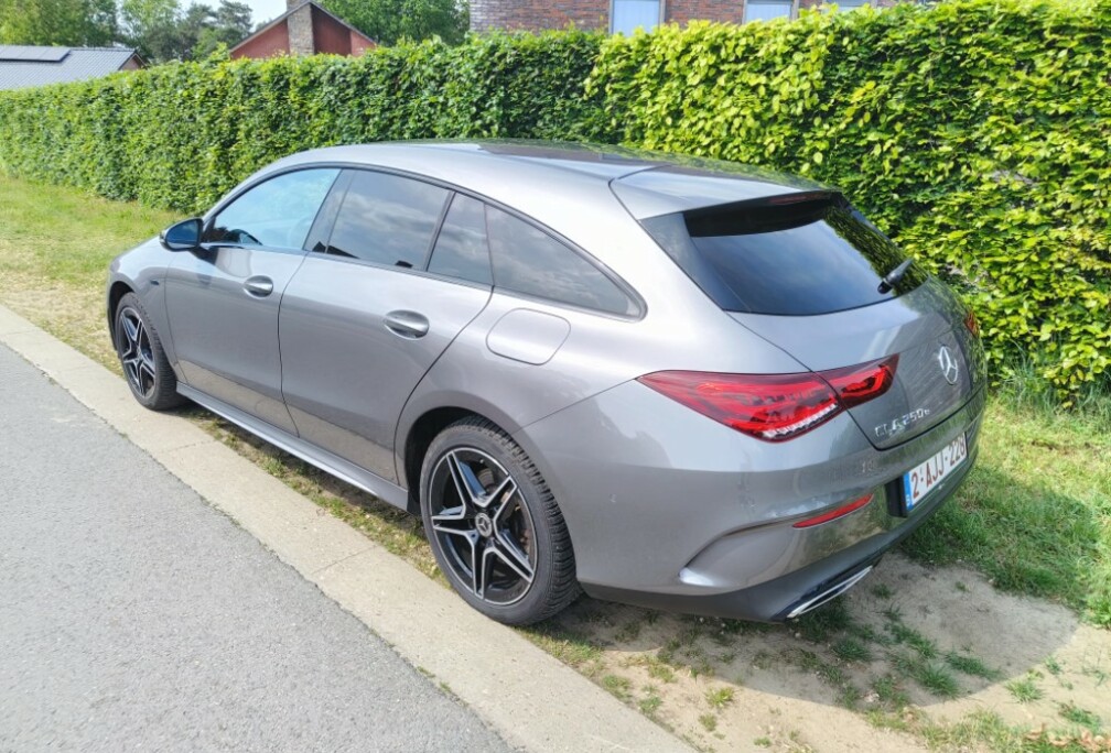 Mercedes CLA250e shooting break