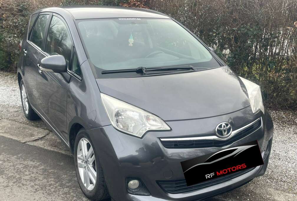 Toyota Verso S 1.33 VVT-i Comfort