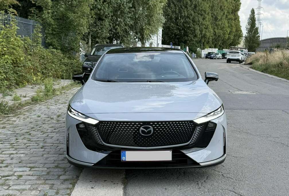 Mazda 68.8 kWh Takumi
