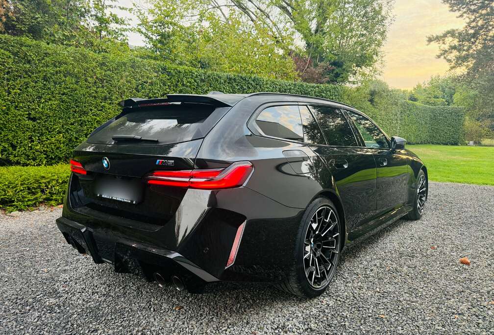 BMW M5 Touring PHEV 4.4 AS (535 kW)