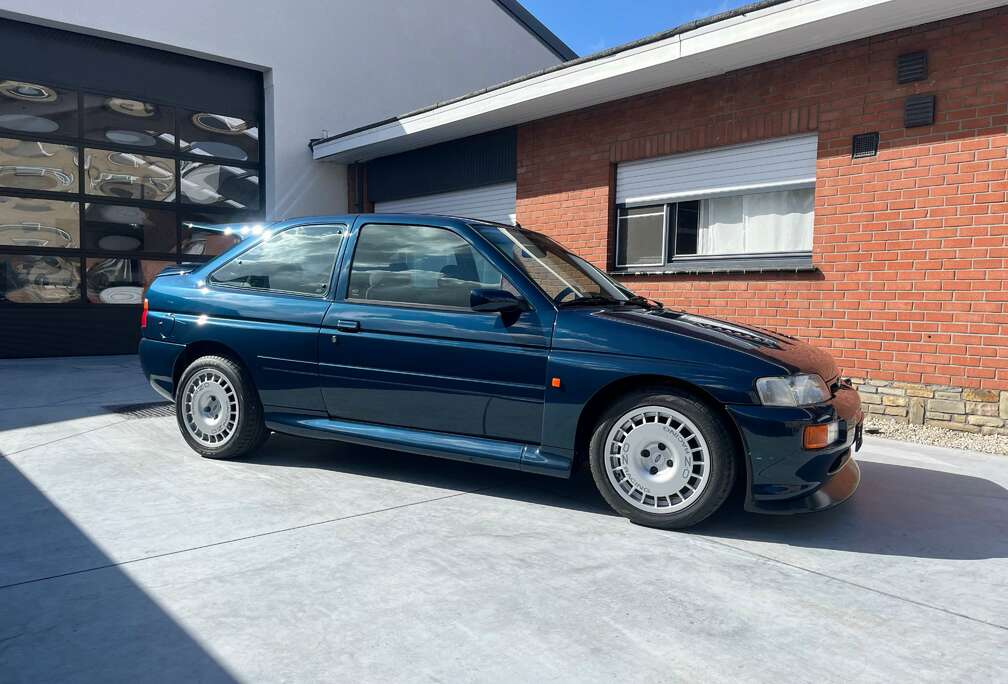 Ford Escort Cosworth RS Martini edition