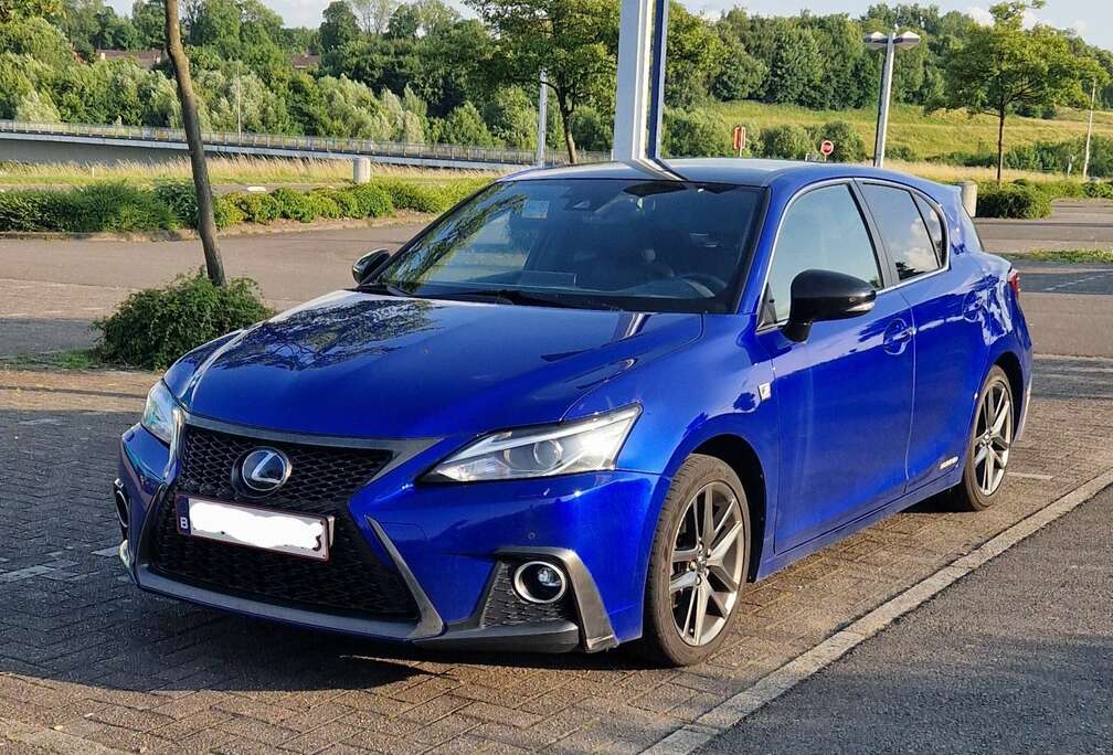 Lexus 1.8i F-Sport Line E-CVT (EU6.2)