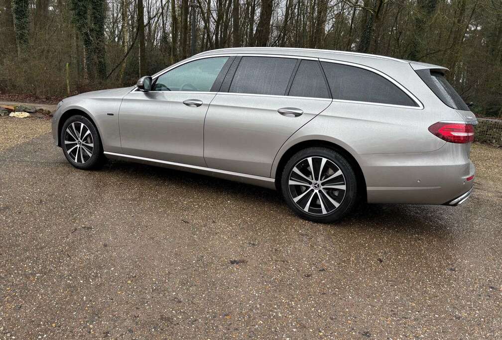 Mercedes-Benz E 300 de PHEV
