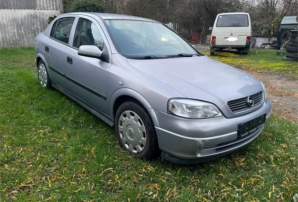 Opel 1.4i XE 16v Comfort