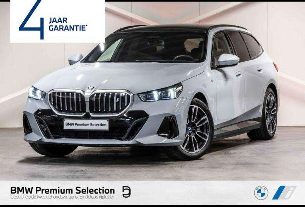 BMW eDrive40 Touring M Sport  PANO  TOWB