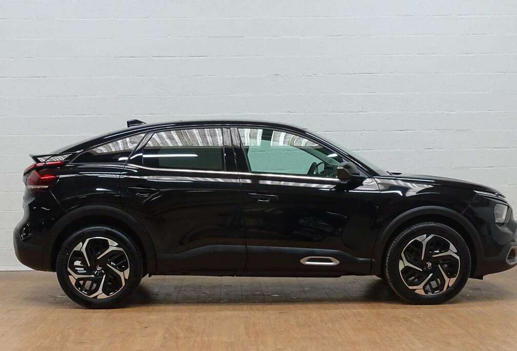 Ford 1.0i Ecoboost MHEV 92kW Aut. Titanium