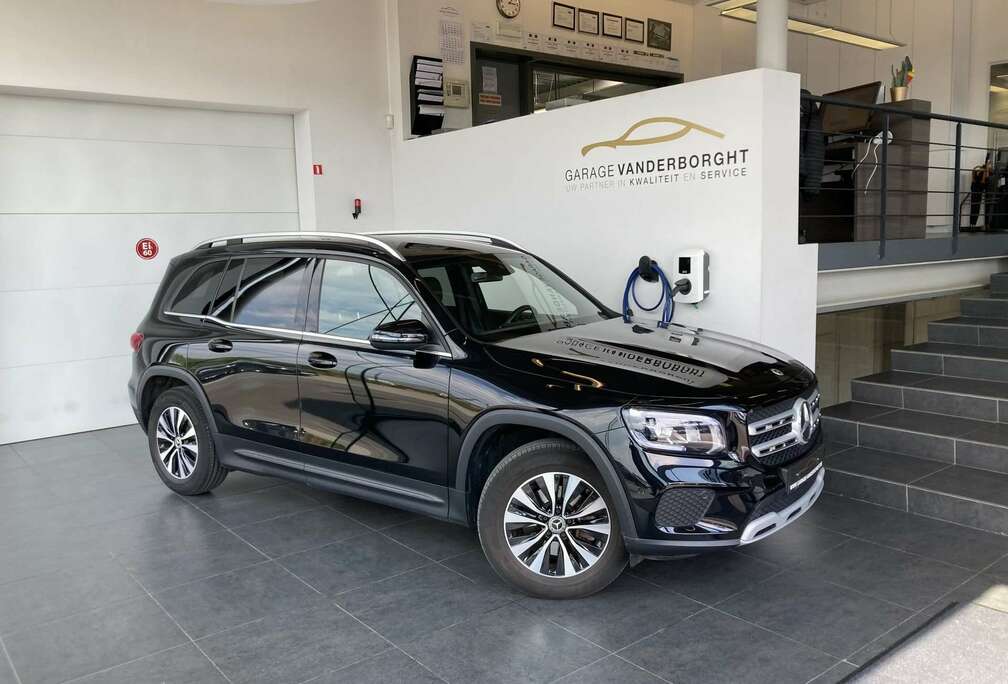 Mercedes-Benz 180 BENZINE AUTOMAAT LEDER  37000KM