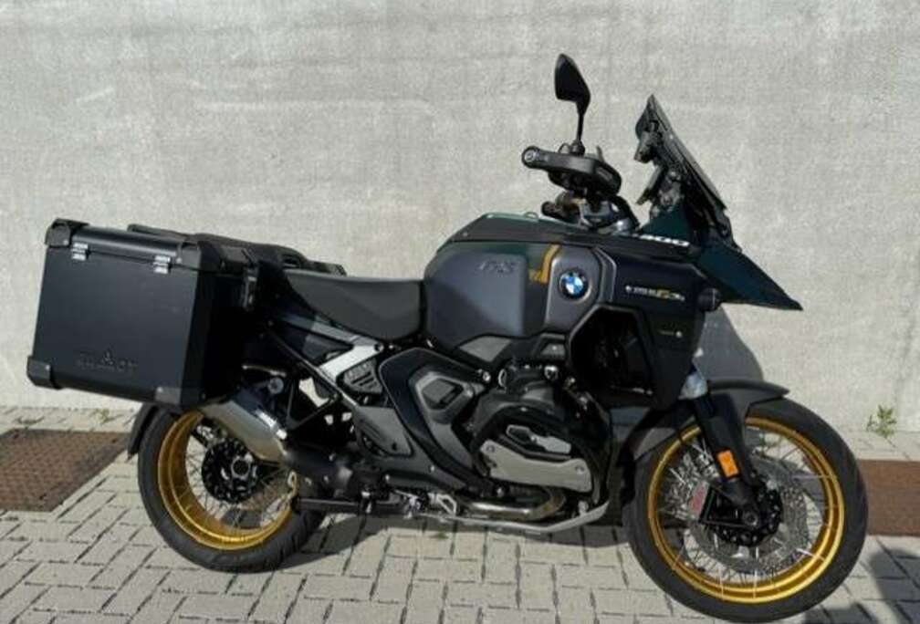 BMW 0