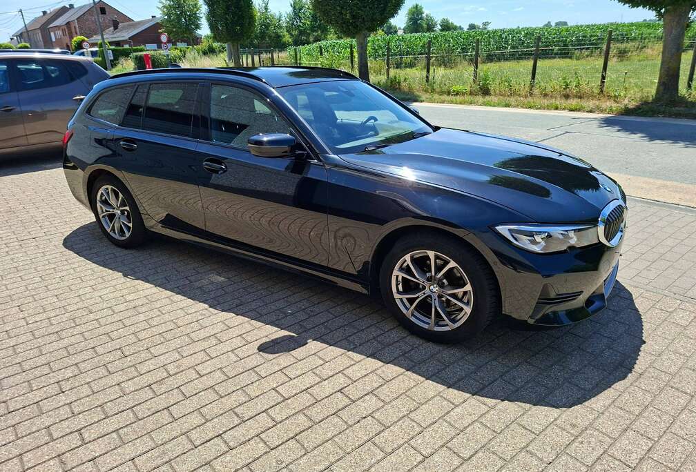 BMW Touring 318iA **LEDER GPS CAMERA***