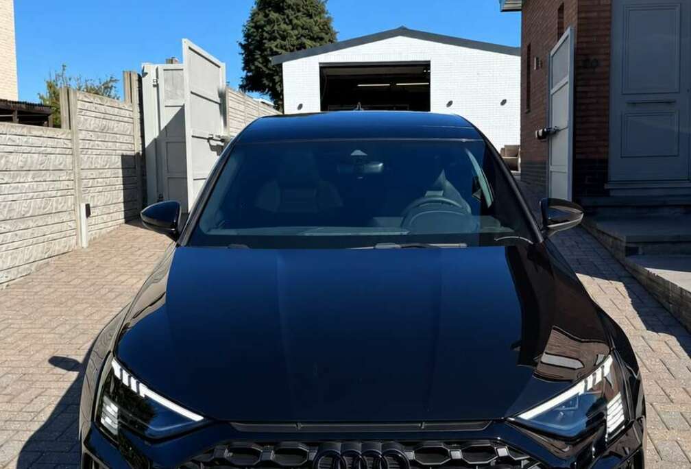 Audi TFSI Sportback quattro S tronic