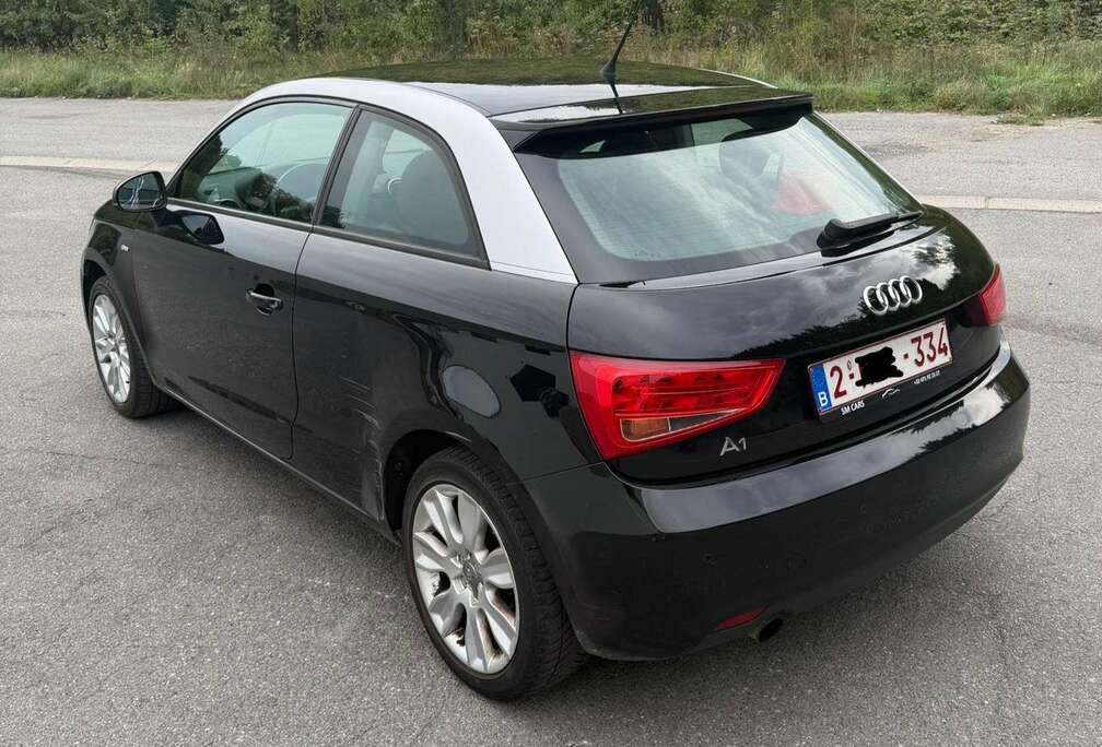 Audi A1 1.6 TDi Ambition S line
