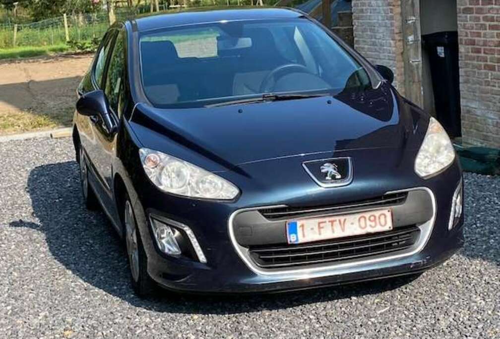 Peugeot 308 1.6 HDi Premium Pack FAP