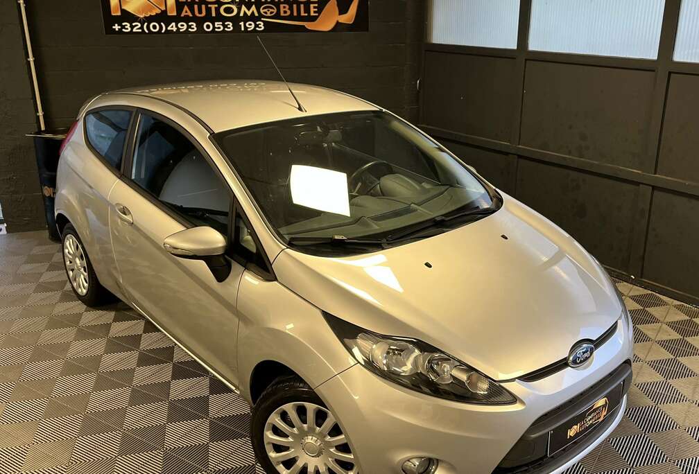 Ford 1.2i 1er Propriétaire Garantie 12 Mois