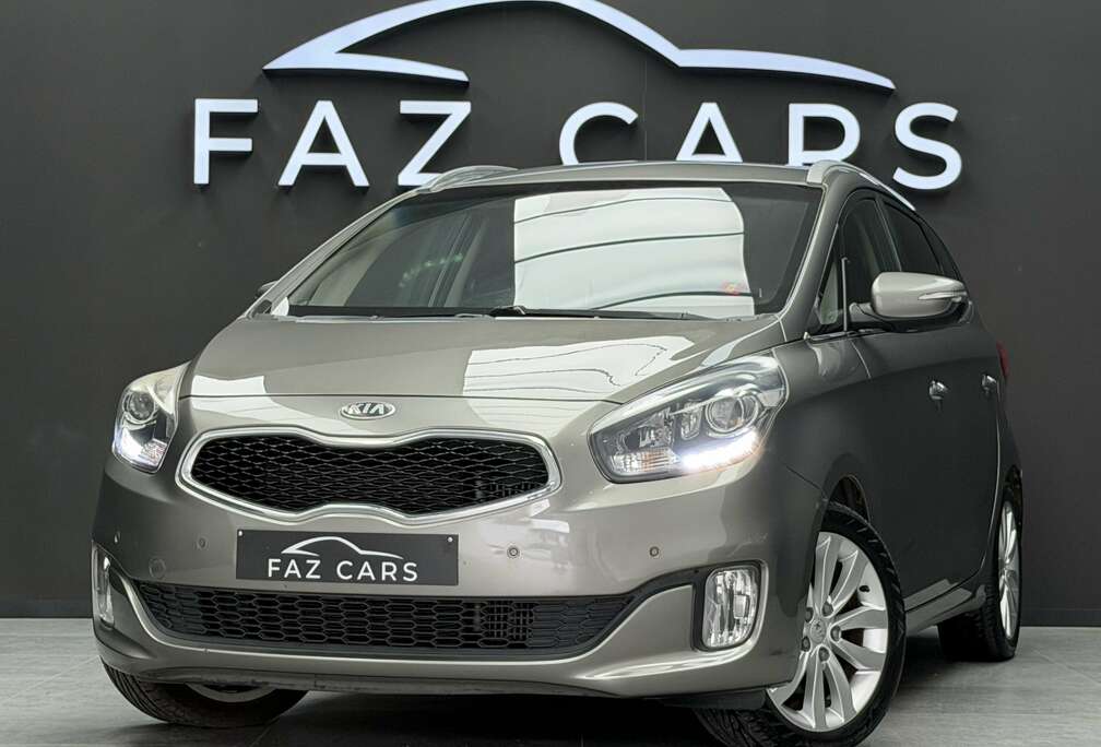 Kia 1.7 CRDI Lounge * 1ER PROP + CAMERA + GPS + 7 PLAC