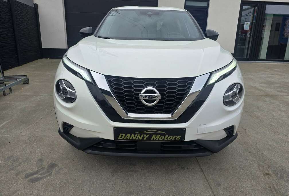 Nissan Juke 1.0 DIG-T 2WD Acenta (EU6AP)