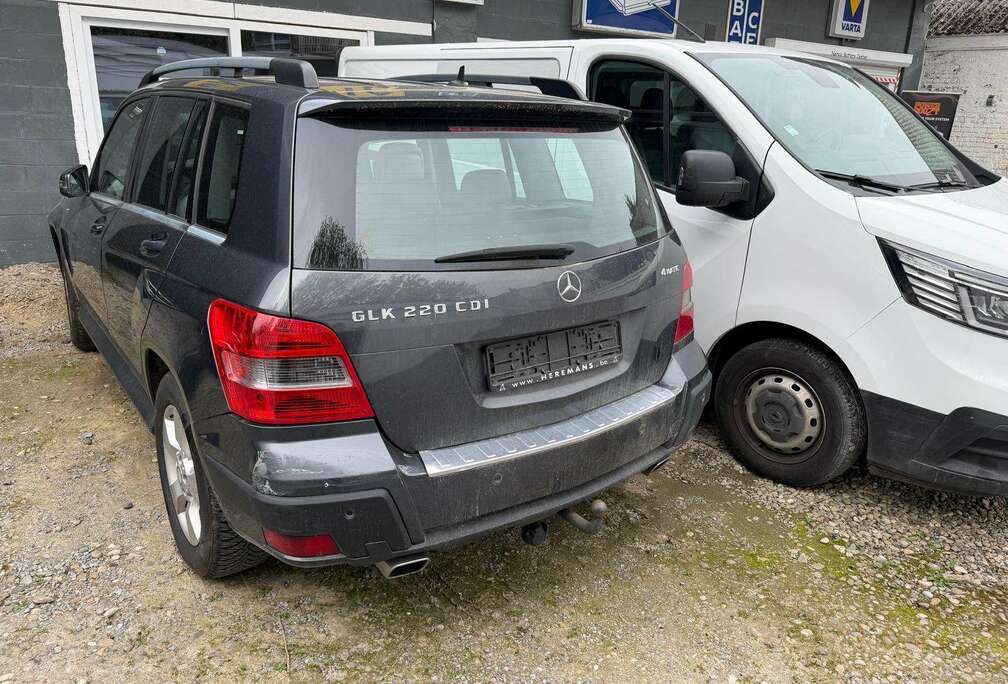 Mercedes-Benz GLK 220 CDI 4MATIC * 4WD * CUIR * AUTOMAT * EURO 5 * 217 EUR X 48 MOIS *