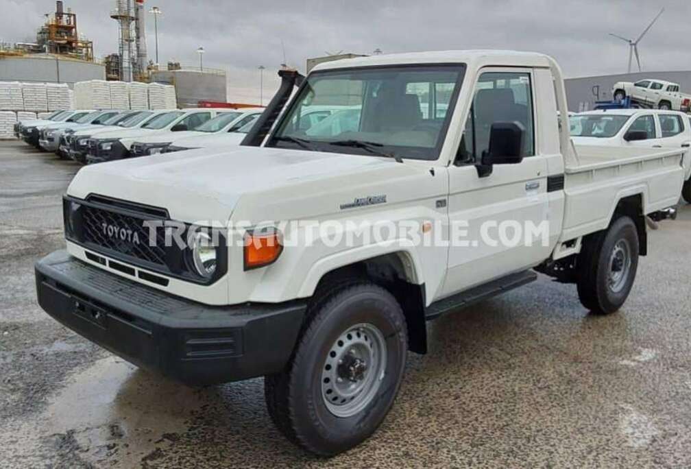 Toyota Pick-up GDJ 79 SIMPLE CABINE 2.8L TURBO DIESEL NEW MODEL - EXPORT OUT EU TROPICAL VERSION