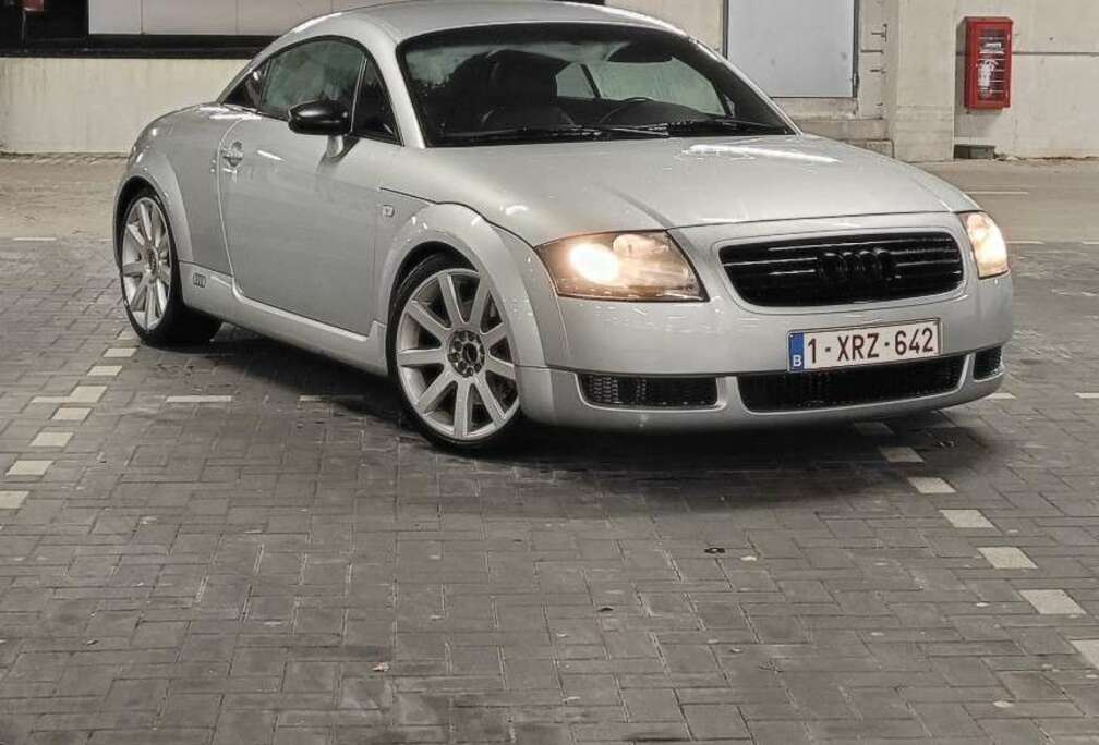 Audi 1.8T prêt à immatriculer