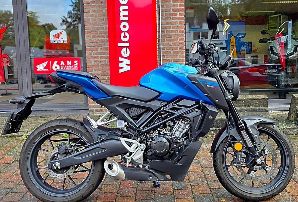 Honda R